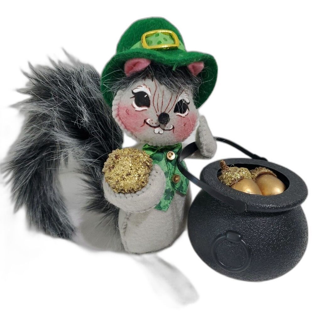Annalee Nutty in Luck Squirrel + Pot of Gold St Patrick's Day Holiday 6" Doll